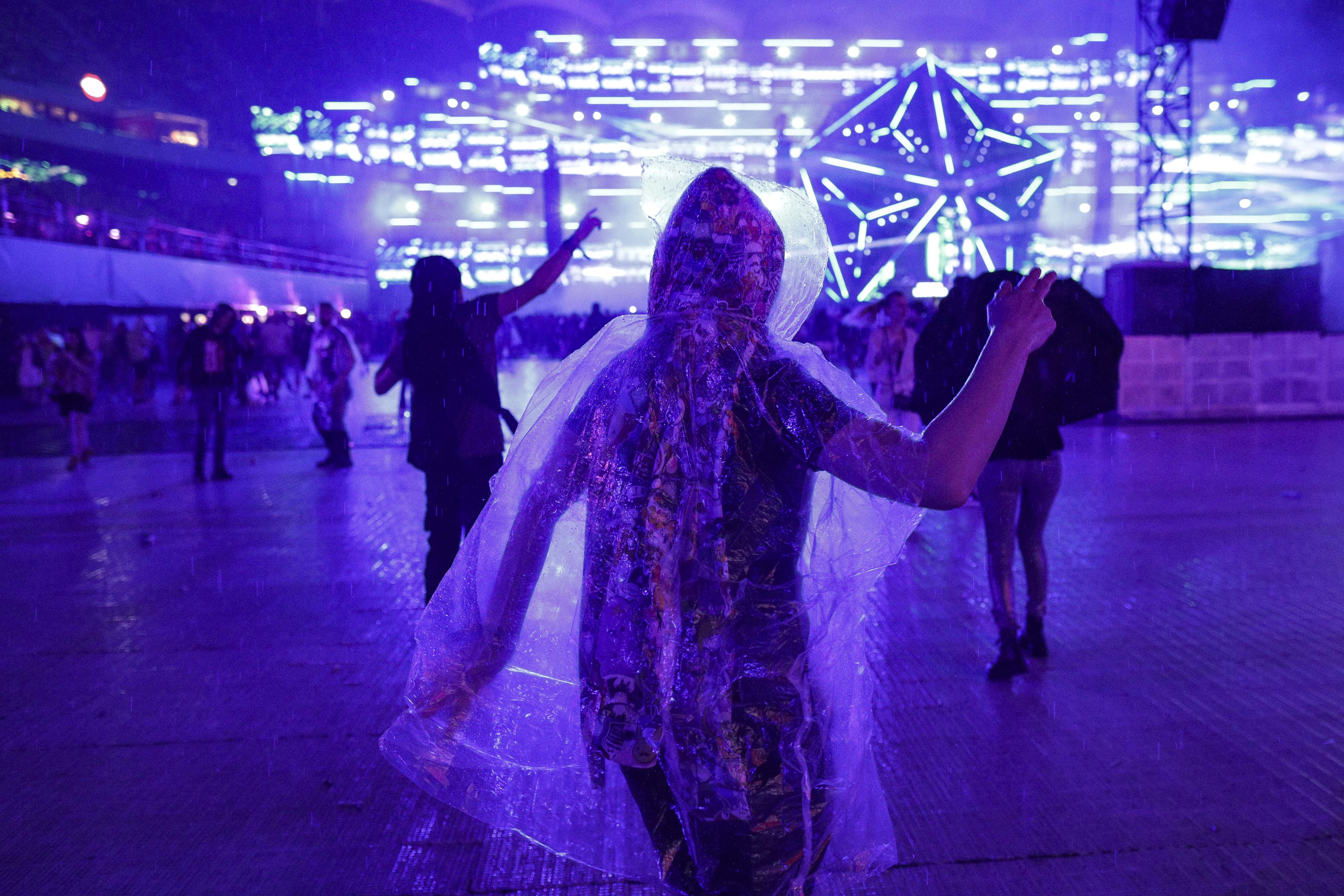 Polițist prins cu droguri la festivalul SAGA. MAI: Era în concediu paternal