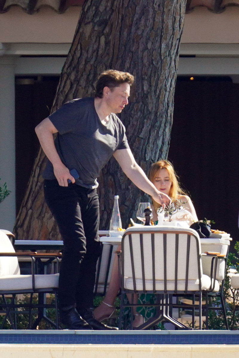 PREMIUM EXCLUSIVE: *NO WEB UNTIL 130PM EDT 31ST MAY* Worlds richest man Elon Musk is seen for the first time with his new love interest, Australian actress Natasha Bassett in Cannes