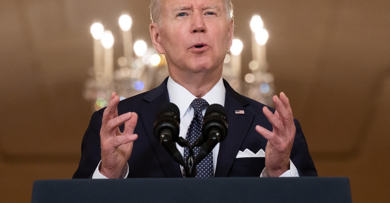 Biden face un nou apel la limitarea vânzării puştilor de asalt. „Câte alte măceluri suntem gata să acceptăm?”