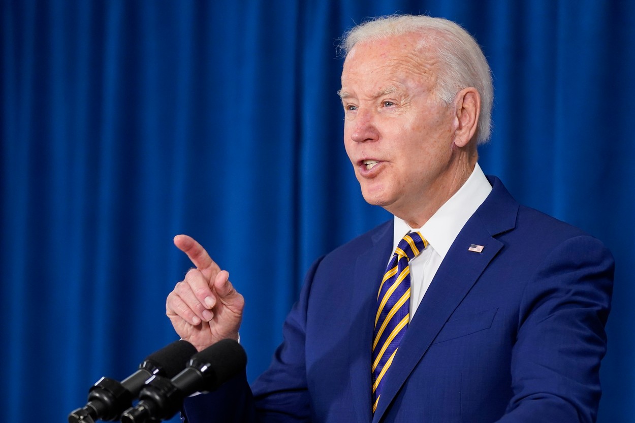 Biden afirmă că Zelenski "nu a vrut să audă" avertismentele sale privind invazia rusă