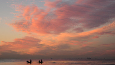 Răsărit de soare în Altona Beach, Australia