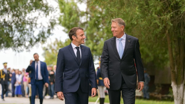 Klaus Iohannis s-a întâlnit cu Emmanuel Macron la Baza Kogălniceanu.