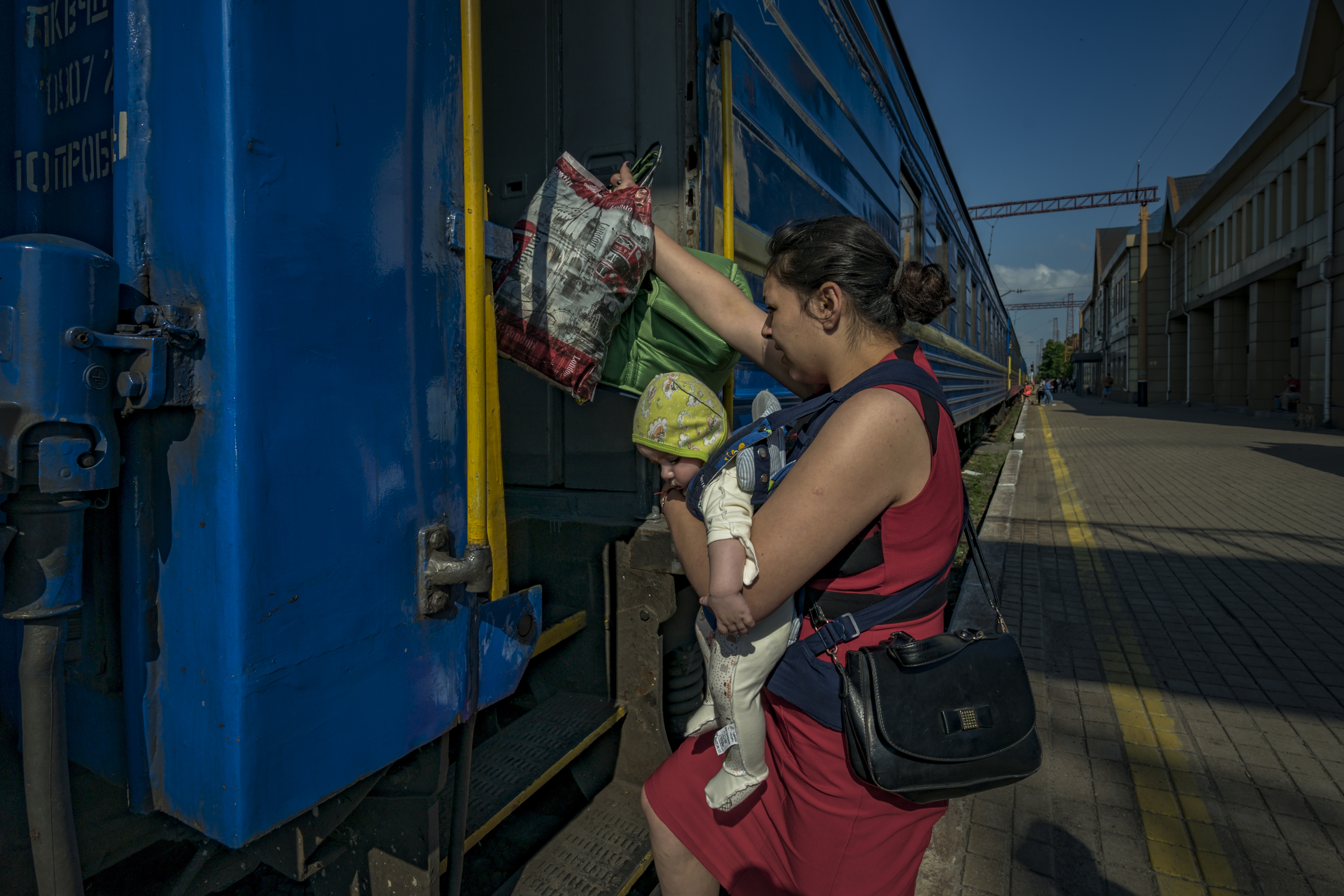 Toți copiii născuți în Herson după izbucnirea războiului vor primi automat cetățenie rusă, anunță un oficial de la Moscova