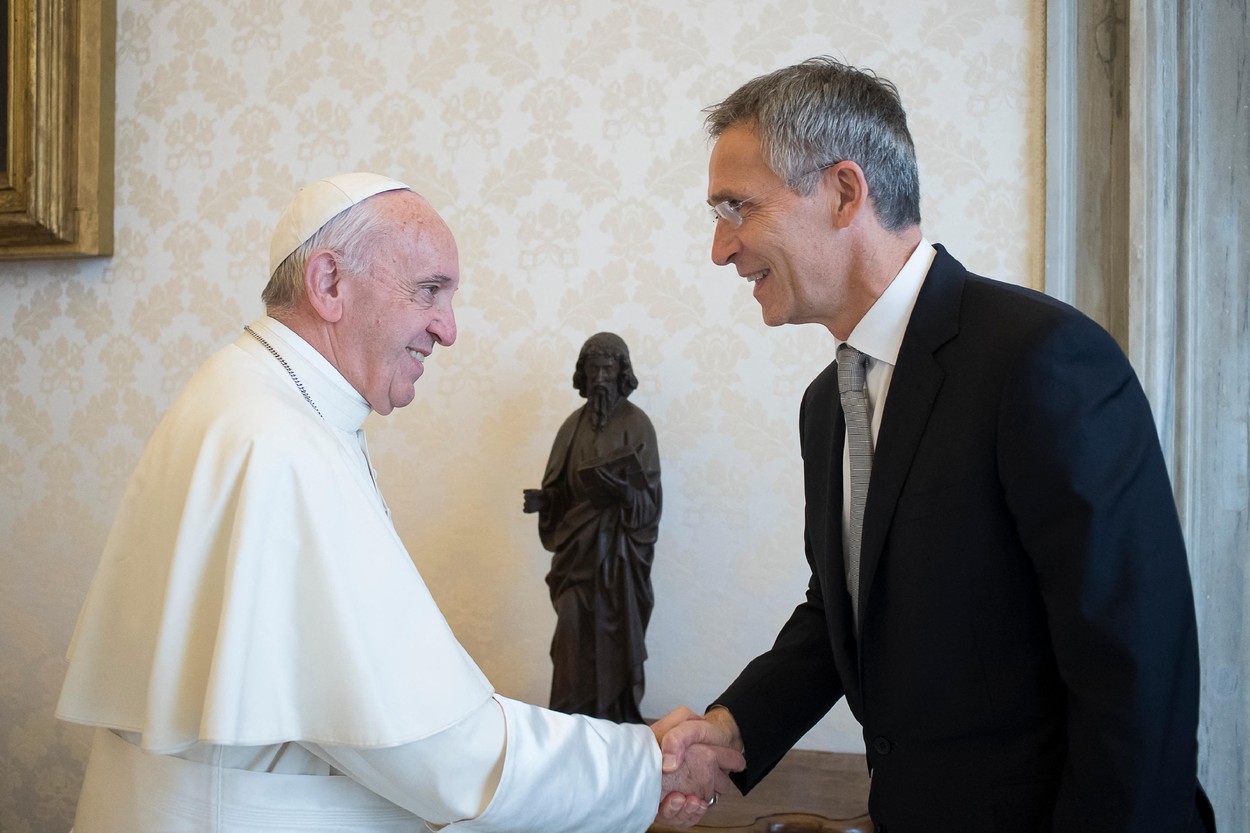 Stoltenberg îi răspunde Papei Francisc, care a spus că războiul din Ucraina „poate a fost provocat”