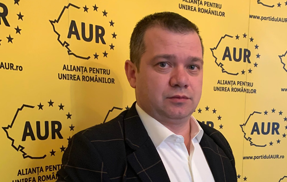 Singurul primar AUR din Vrancea a trecut la PNL. Un deputat al partidului spune că acesta ar fi fost șantajat de liberali