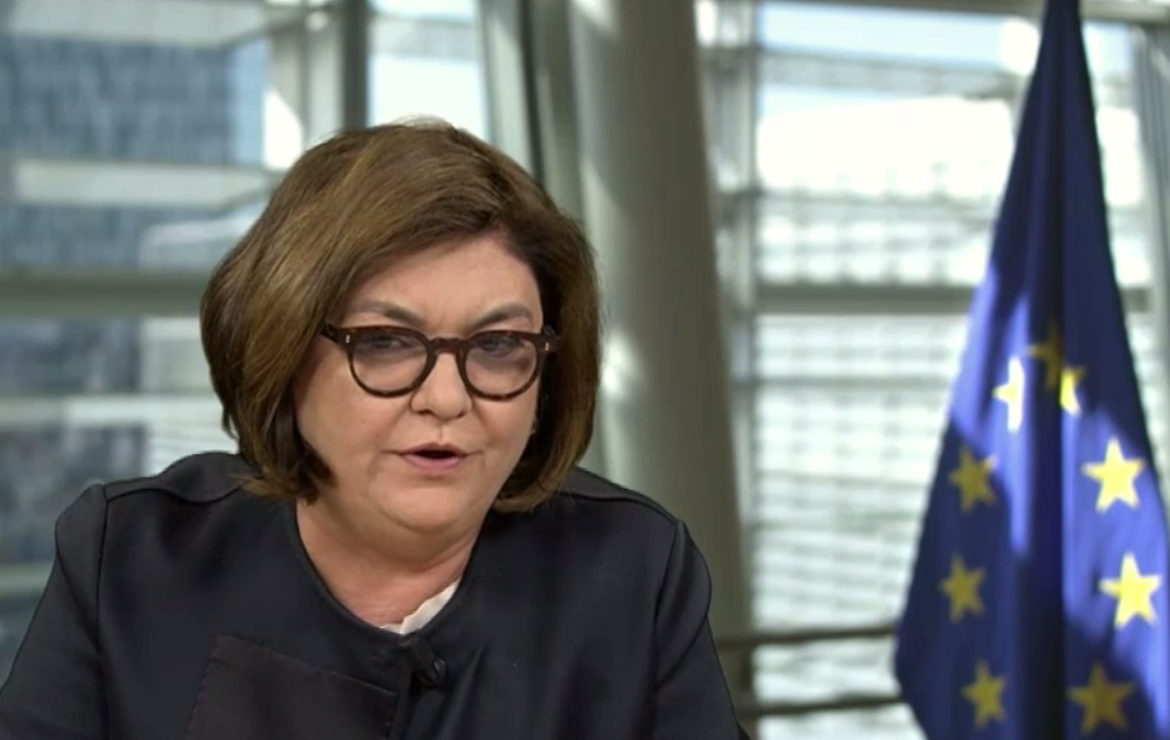 Vălean: Transportul rutier în UE va fi liberalizat pentru Ucraina și Moldova. Sperăm că va însemna finalul cozilor de camioane din vămi