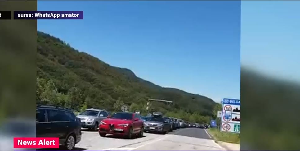 VIDEO. Românii care merg în vacanță în Grecia stau din nou la cozi uriașe în vamă