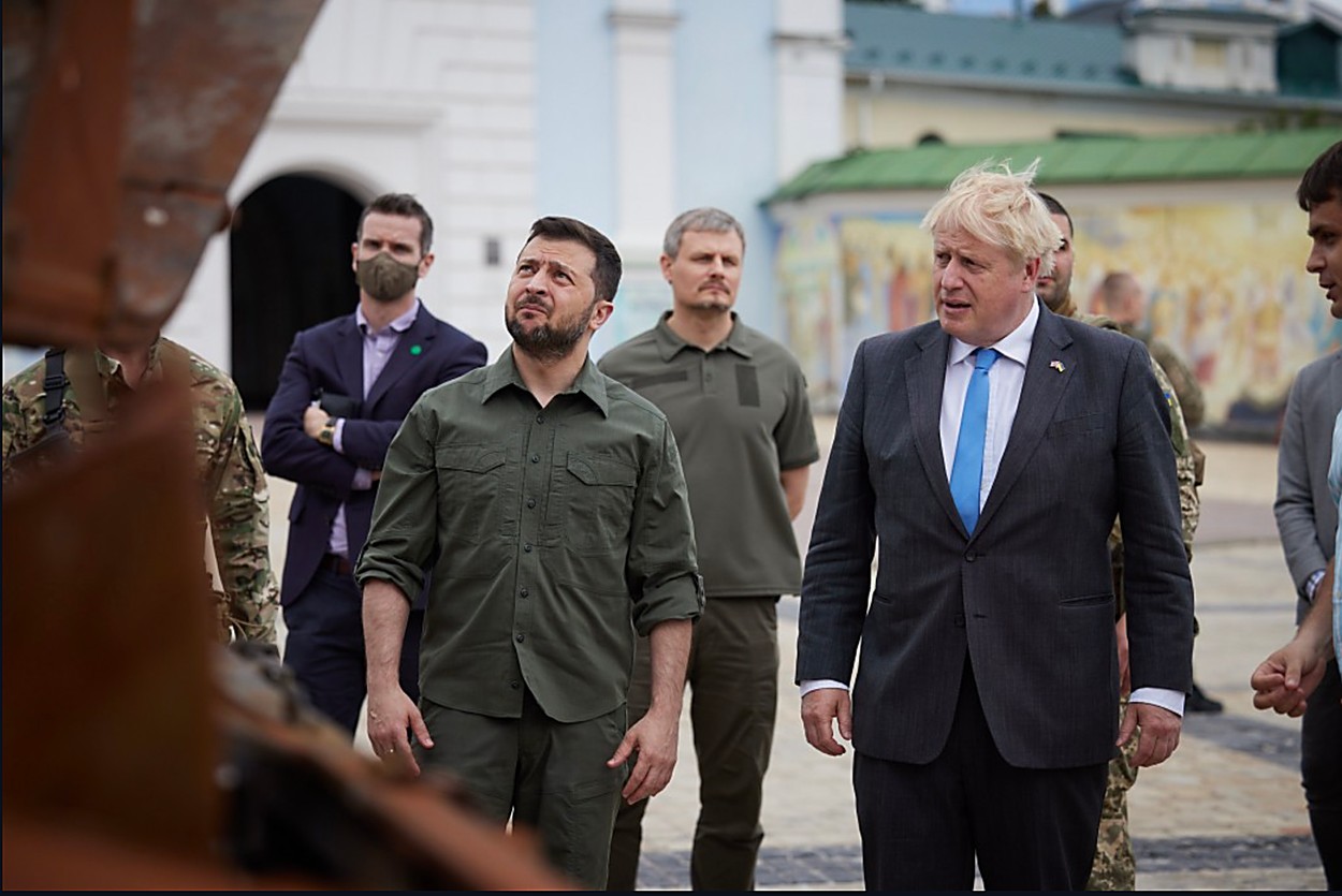 Rușii vor să obţină controlul deplin asupra Severodoneţk. Boris Johnson: Aliaţii Ucrainei trebuie să sprijine Kievul ferm