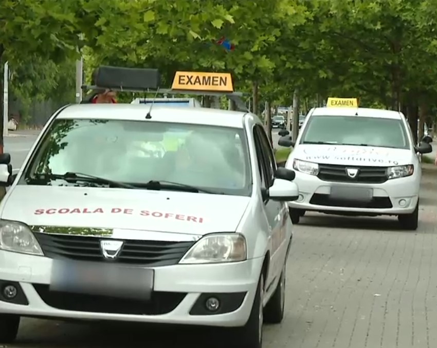 Se schimbă regulile pentru școlile de șoferi. Ce prevede noul proiect