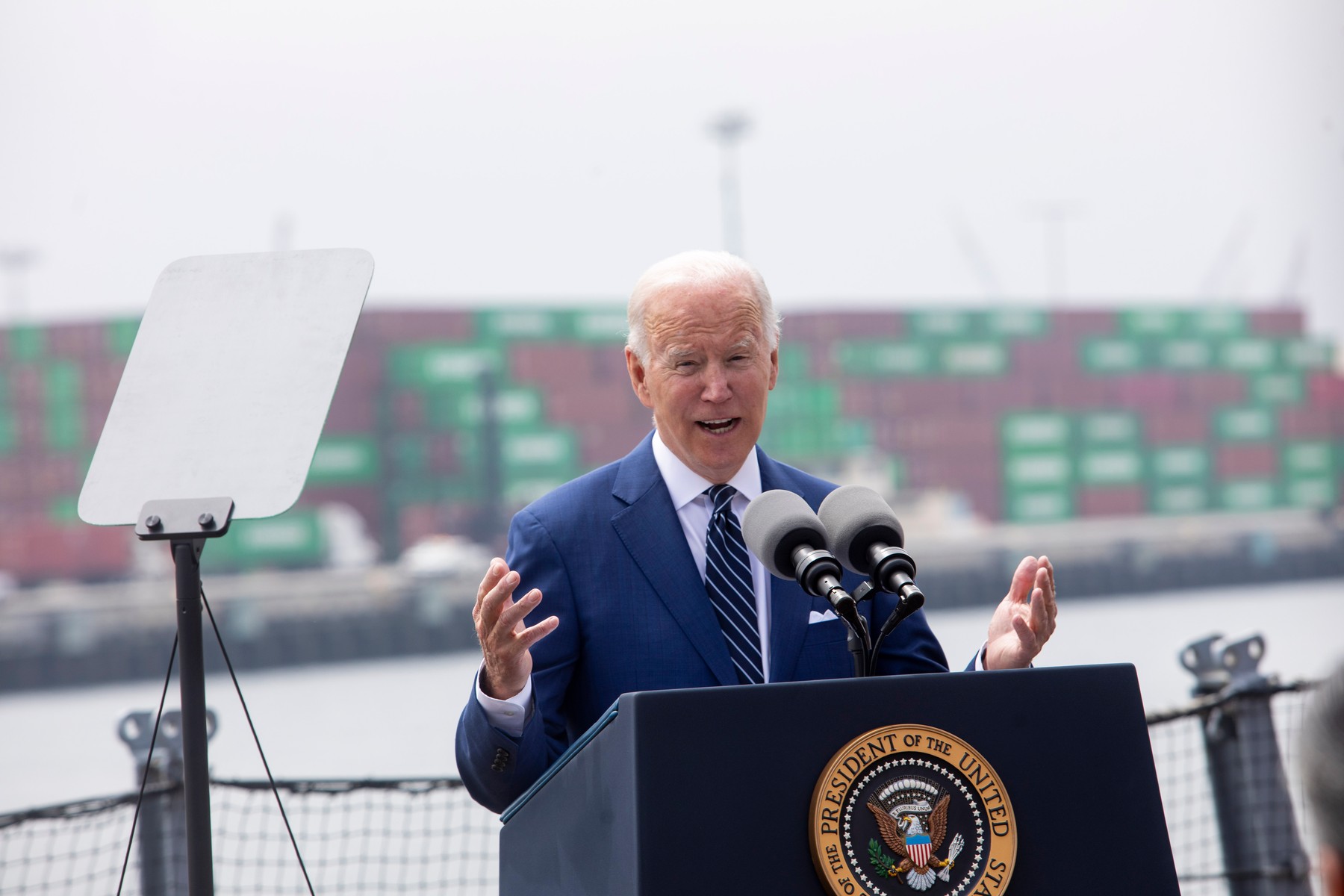 Joe Biden dă vina pe companiile petroliere din SUA pentru inflație: Anul acesta, Exxon a făcut mai mulți bani decât Dumnezeu
