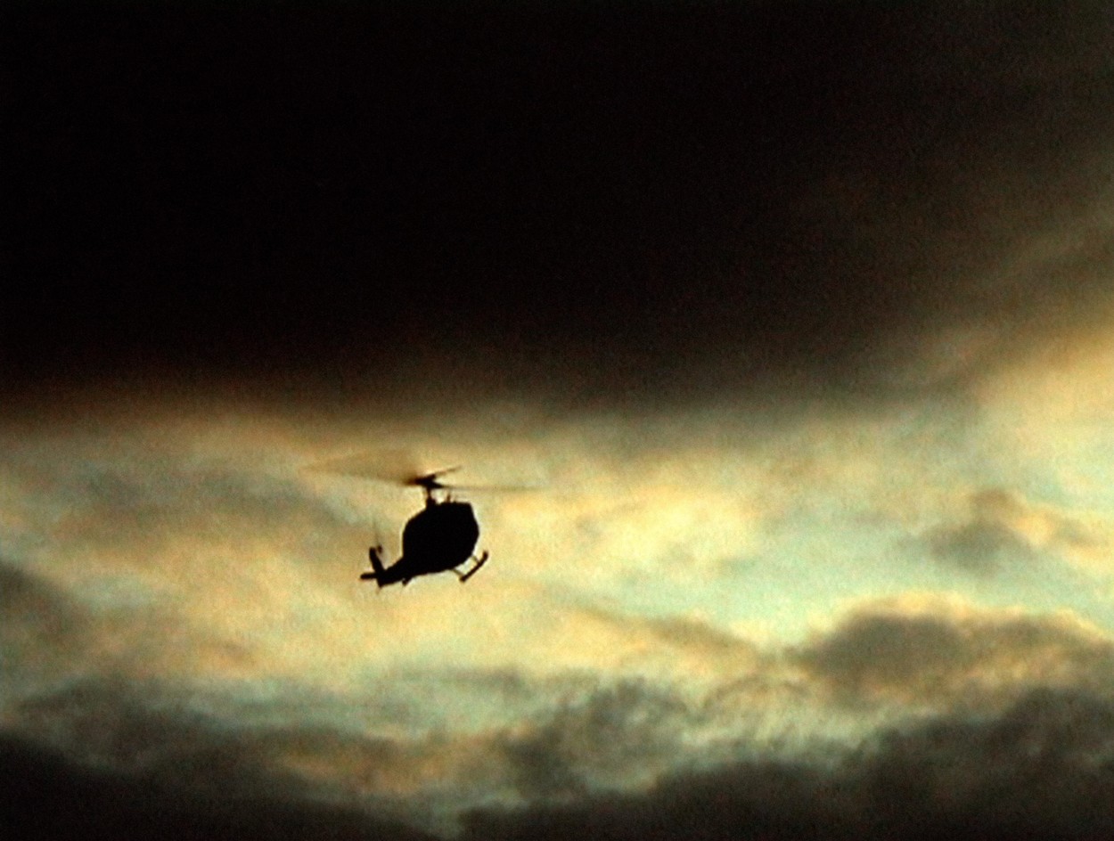 Șapte oameni au murit, după ce un elicopter s-a prăbușit în nordul Italiei. Cei șase pasageri erau străini