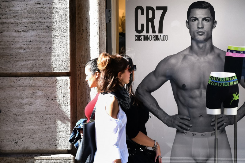 ronaldo reclama chiloti profimedia-0390382490