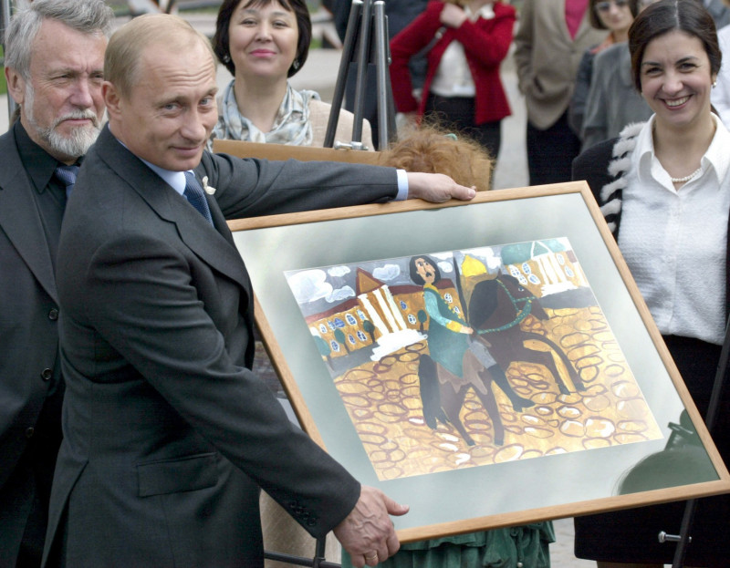 Vladimir Putin desen Petru cel Mare