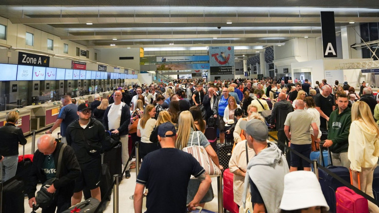 British Airways workers at Heathrow airport have voted to strike in a dispute over pay, Manchester, Greater Manchester, UK - 26 Jun 2022