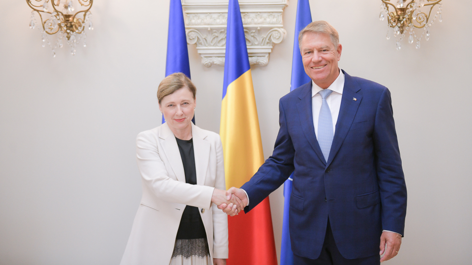 Klaus Iohannis s-a întâlnit cu Vera Jourova la Cotroceni. Cei doi au discutat despre finalizarea, cât mai curând posibil, a MCV