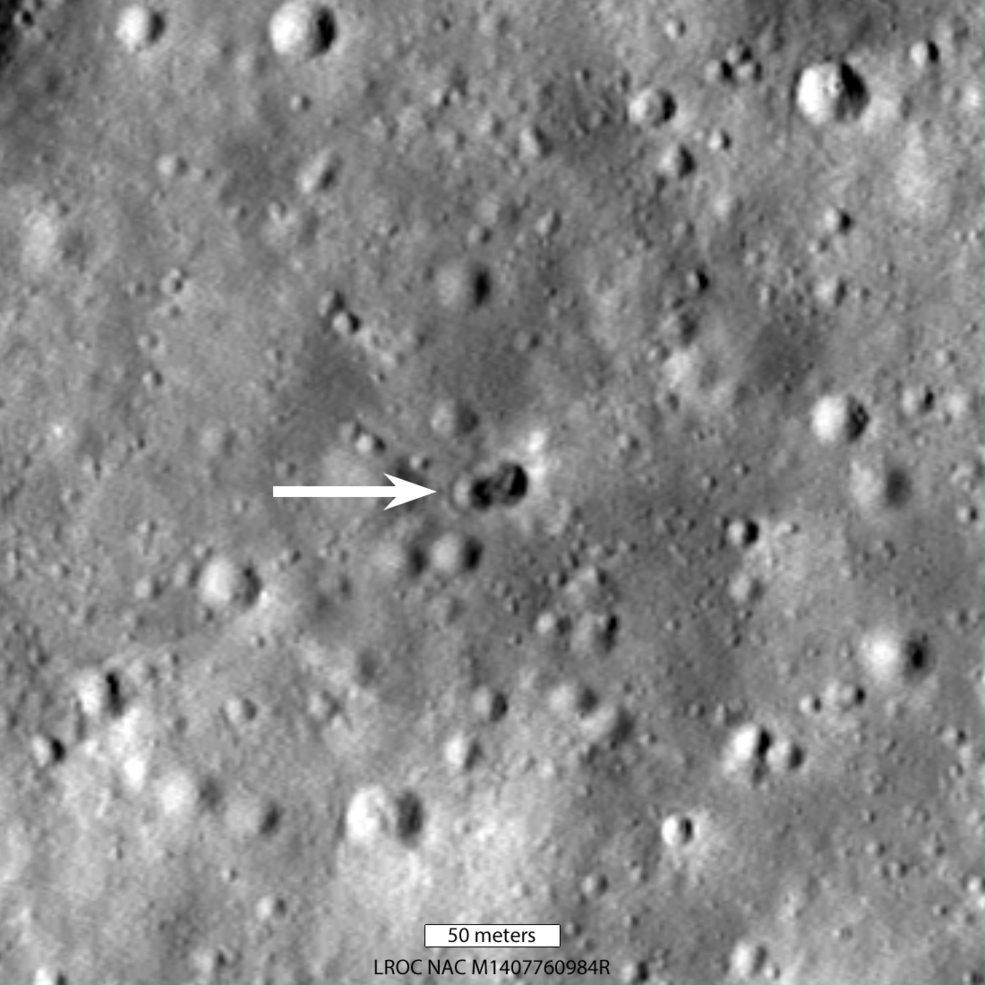 FOTO Primele imagini cu locul in care o racheta abandonata in spaţiu s-a prabuşit pe Luna. Nici acum nu se stie cui apartinea