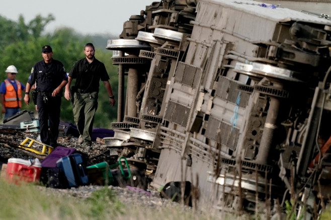 Amtrak Derailment Missouri