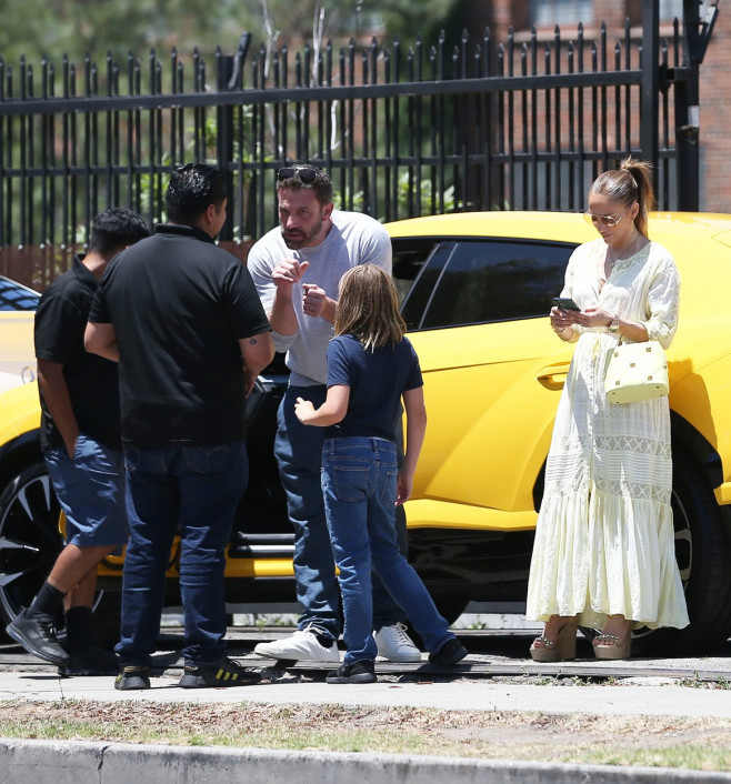 PREMIUM EXCLUSIVE Ben Affleck Scopes Out Damage After Son Samuel Crashed Lambo Into SUV