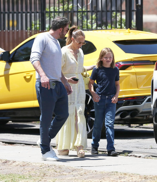 PREMIUM EXCLUSIVE Ben Affleck Scopes Out Damage After Son Samuel Crashed Lambo Into SUV