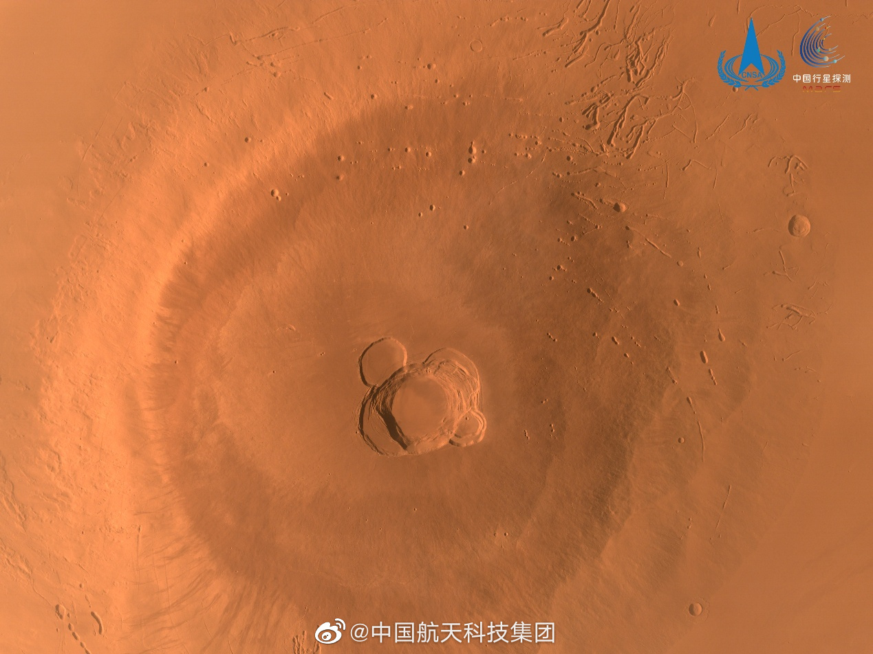 China a fotografiat întreaga suprafață a planetei Marte, după ce vehiculul său spațial a survolat "Planeta Roşie" de peste 1.300 de ori