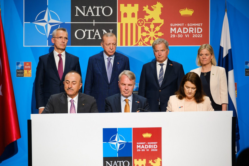 șefii NATO, Turciei, Suediei și Finland la summitul de la Madrid