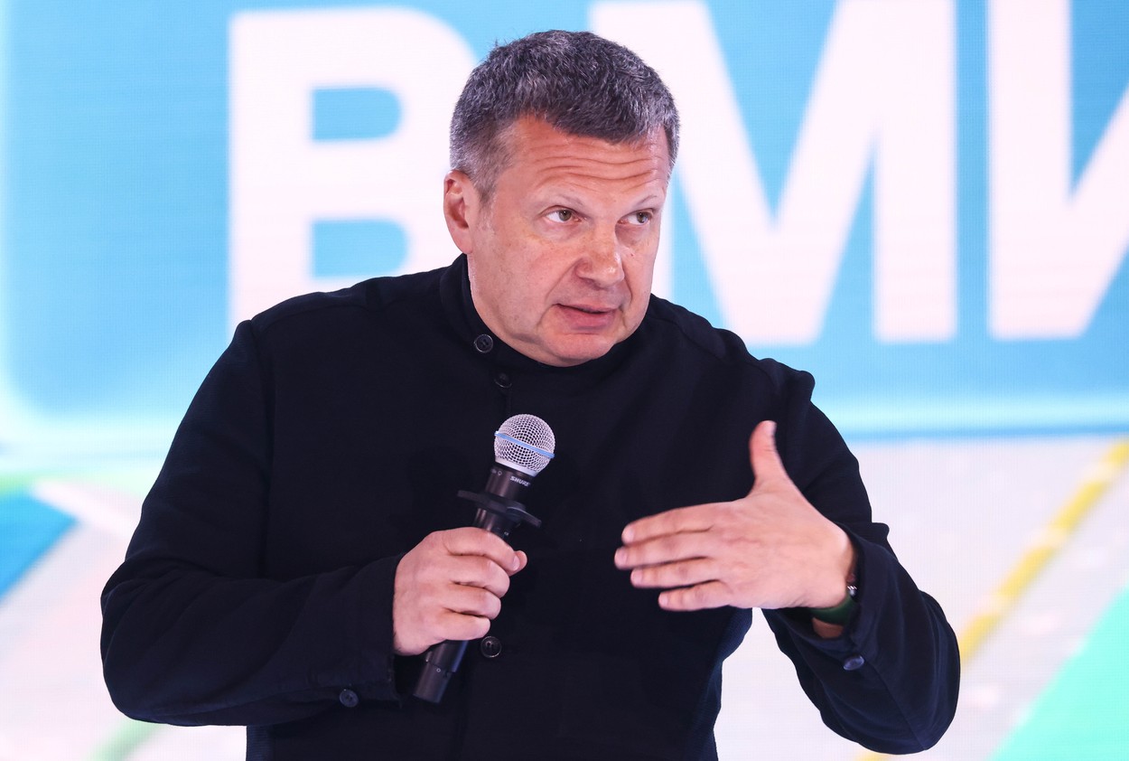 Propagandistul șef al lui Putin cere Rusiei o „operațiune militară specială” în Armenia. Reacții din Erevan: Un „câine care latră”