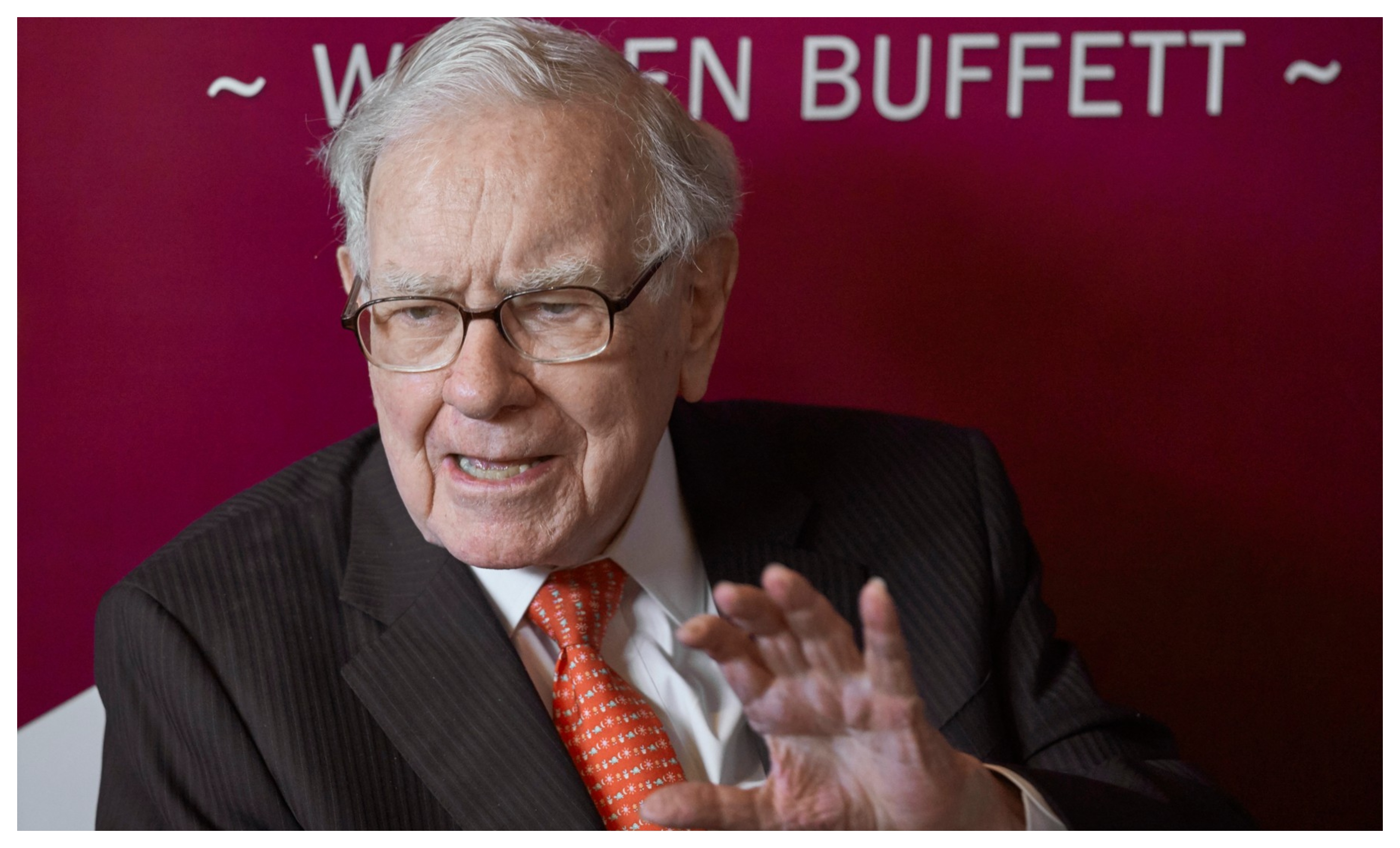 Un licitant anonim a plătit 19 milioane de dolari pentru a lua cina cu Warren Buffet