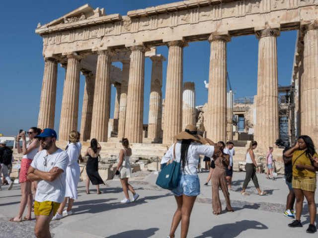 Το κύμα καύσωνα καλύπτει και την Ελλάδα από τα μέσα αυτής της εβδομάδας.  Θερμοκρασίες άνω των 40 βαθμών Κελσίου