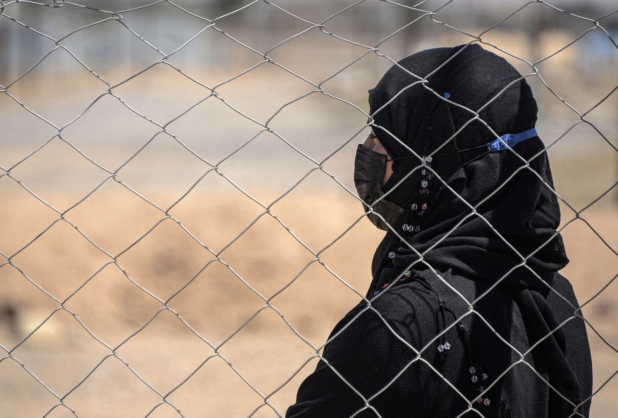 Belgia a repatriat dintr-o tabără din nord-estul Siriei 16 copii de jihadişti şi şase mame