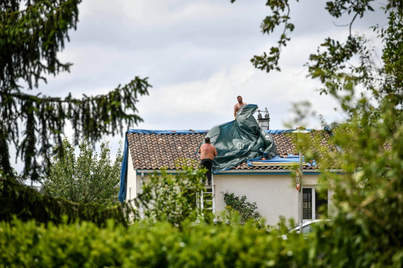 Damage caused by the hailstorm in Gironde