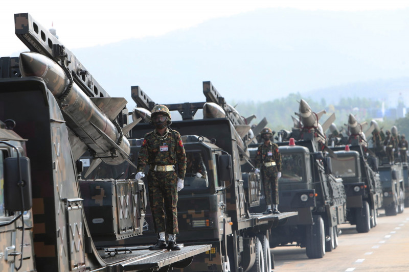 Paradă militară Myanmar