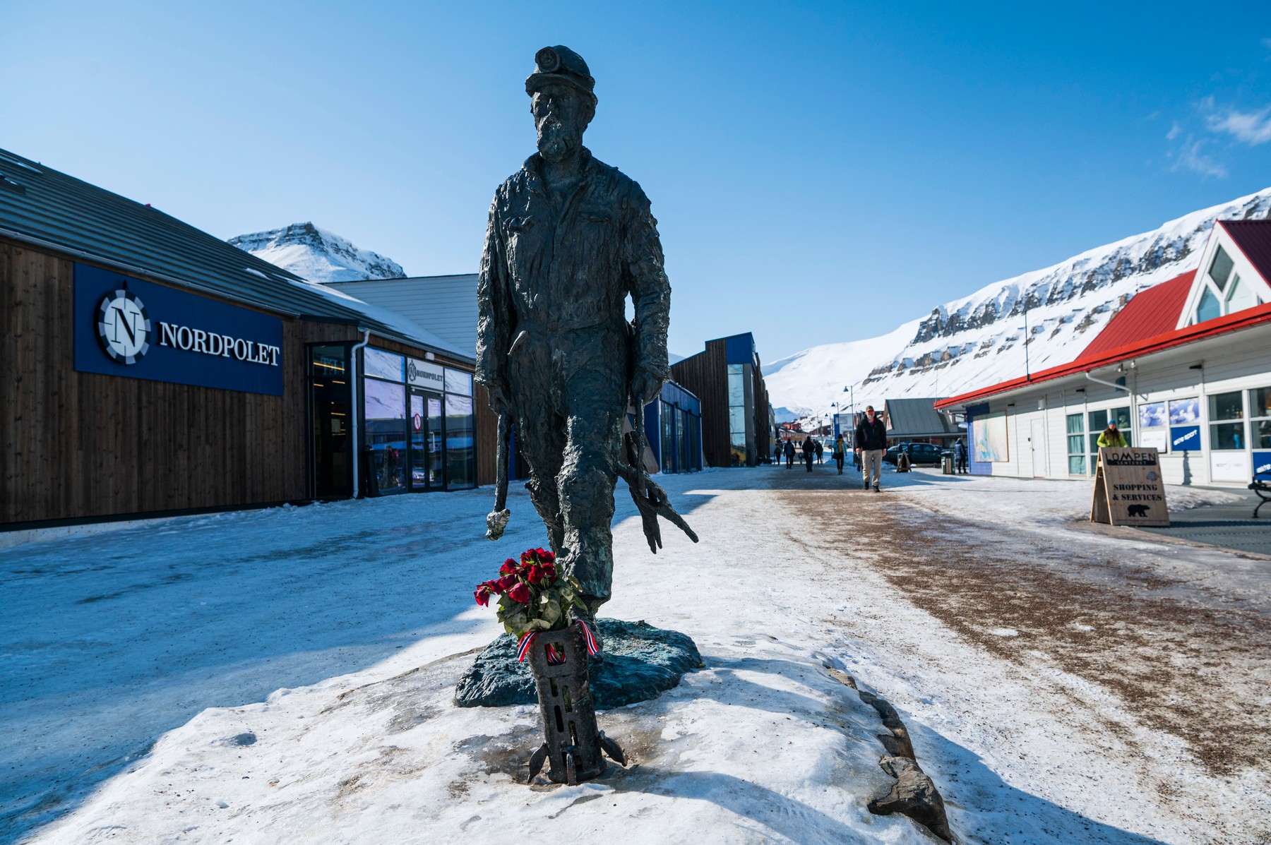 Preşedintele Dumei din Rusia vrea ruperea acordului de delimitare maritimă cu Norvegia, ca răspuns la situația din Svalbard