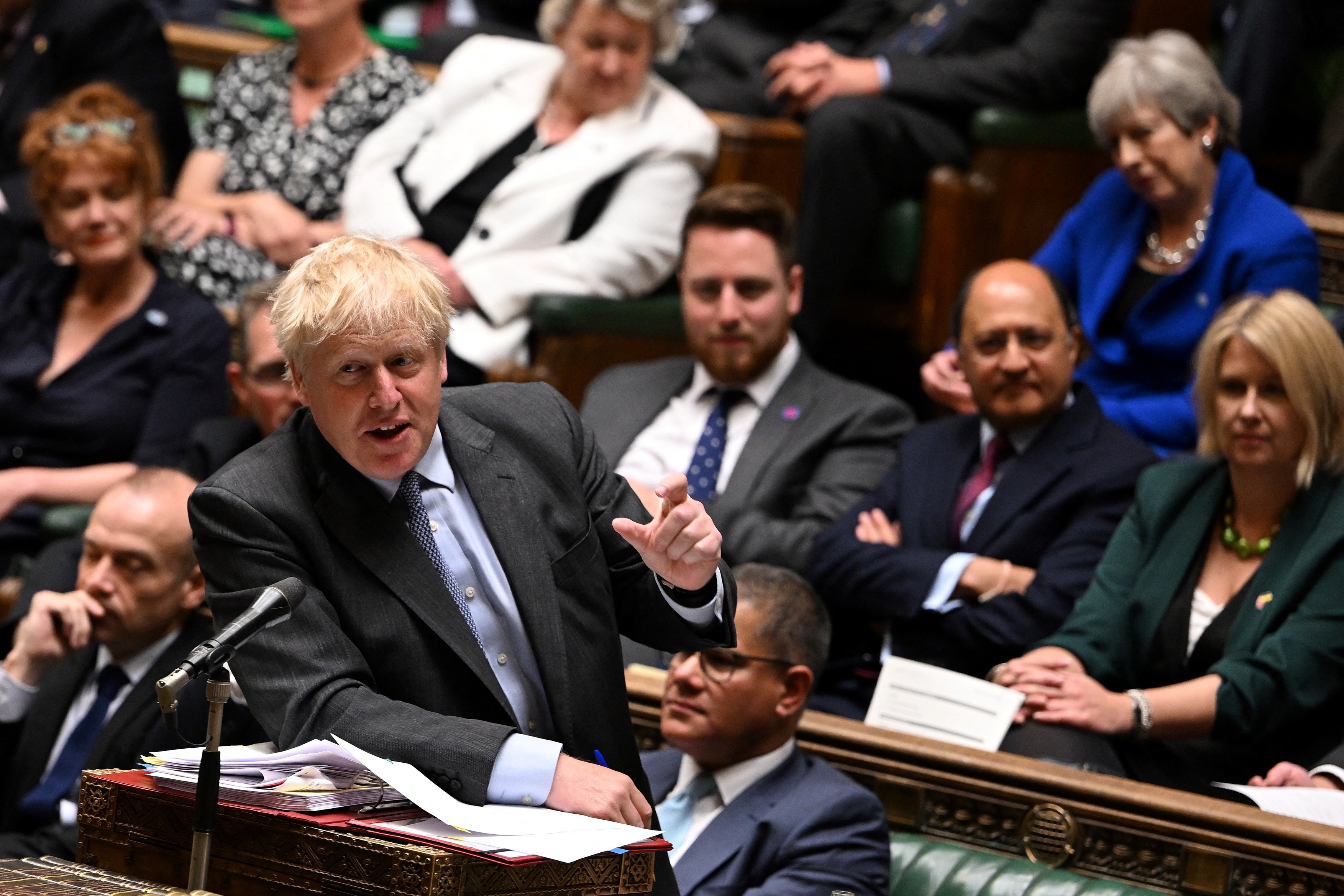 Raport al parlamentarilor britanici: Guvernul britanic nu a luat măsuri ca să blocheze „banii murdari” ai rușilor