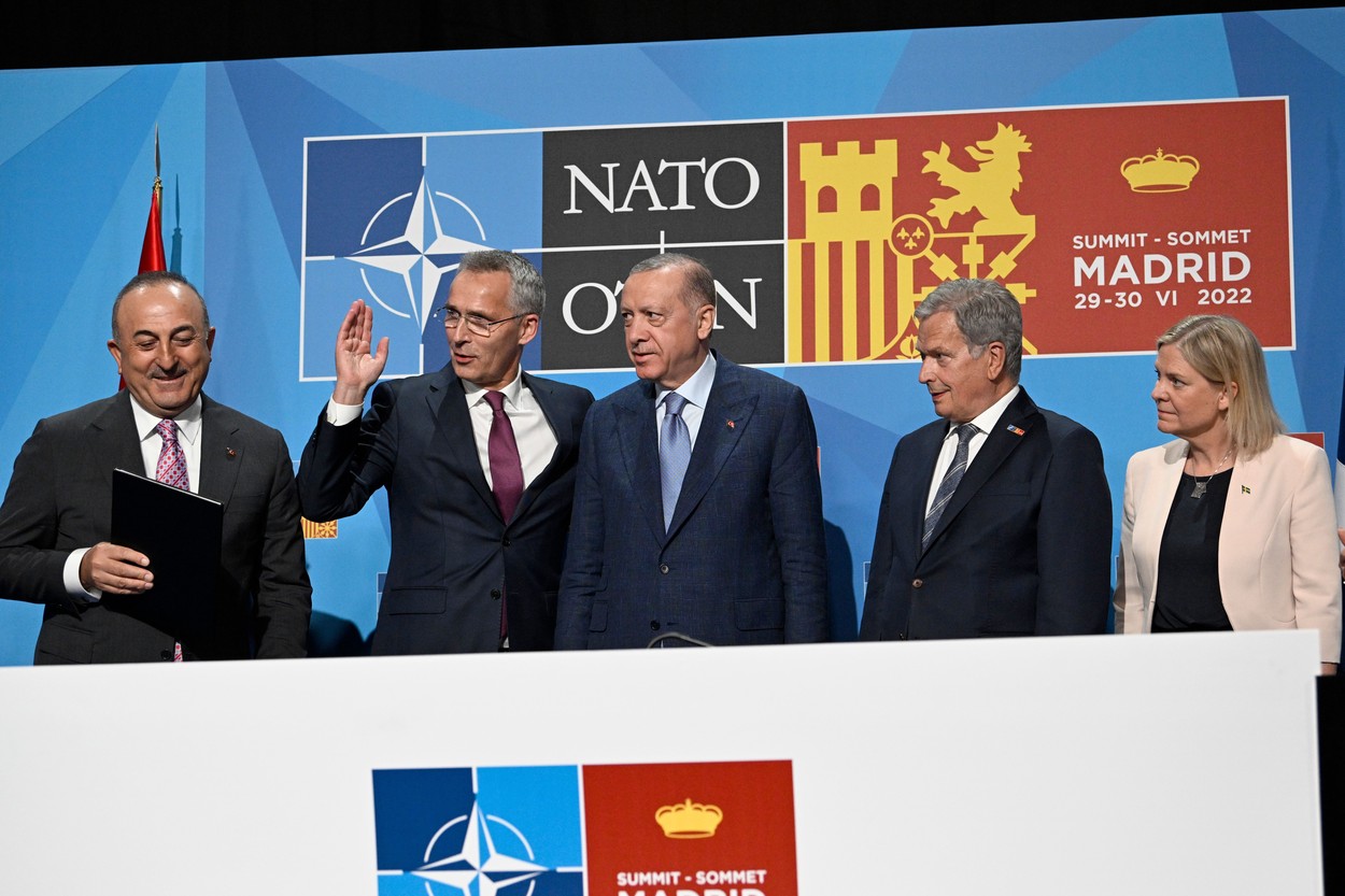 Turcia amenință că blochează din nou aderarea Finlandei și Suediei la NATO dacă nu primește ce i s-a promis