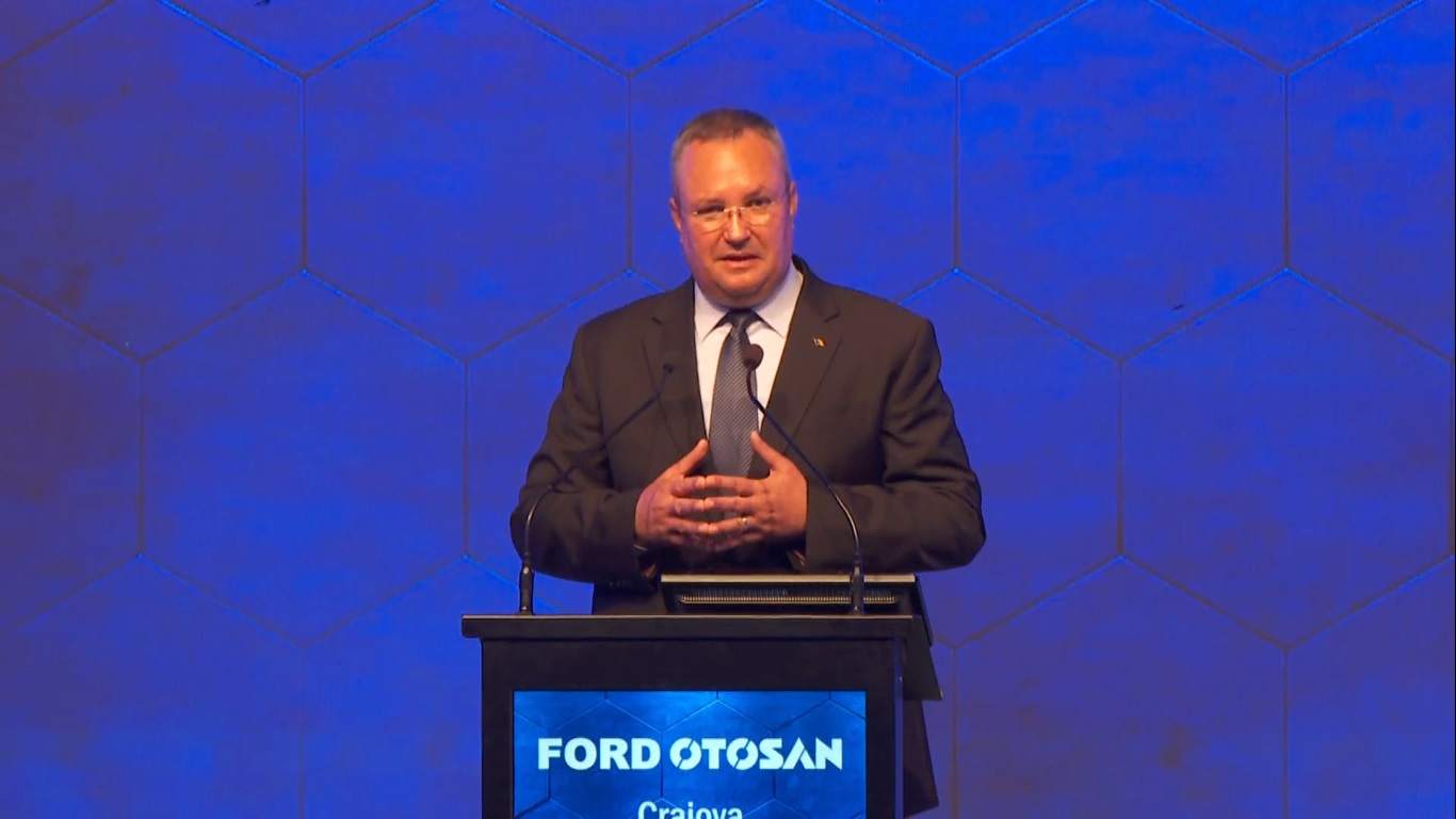 Ciucă, în vizită la fabrica Ford Craiova: „Începând cu anul 2024 va fi produs primul autovehicul complet electric”
