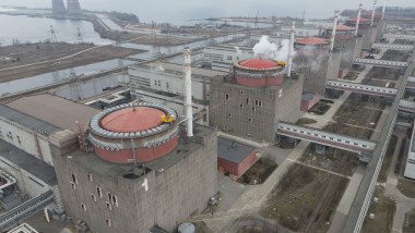 imagine de ansamblu a centralei nucleare de la Zaporojie