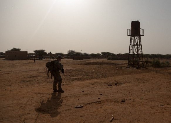 Doi soldaţi ai misiunii ONU în Mali au murit şi cinci au fost răniţi grav în explozia unei mine în nord