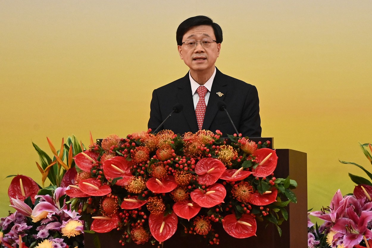 Noul lider pro-Beijing din Hong Kong a cheltuit peste un milion de dolari pentru campania în care a fost unicul candidat