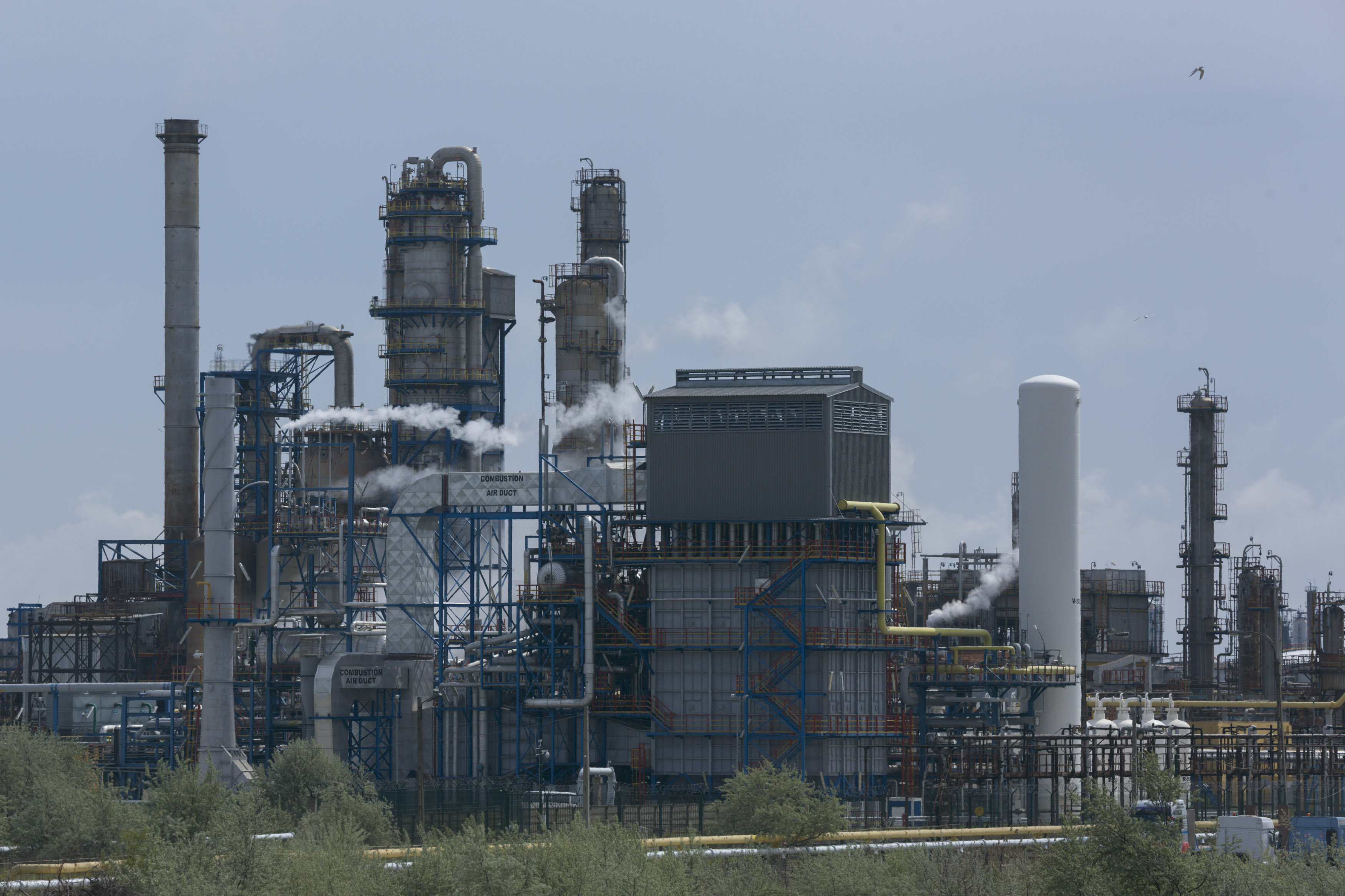 Rompetrol: Întreruperea conductei de petrol Caspian Pipeline nu afectează aprovizionarea rafinăriei Petromidia