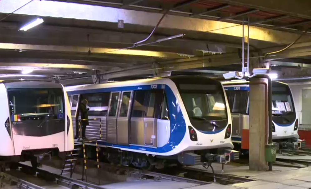 Mentenanță doar pentru jumătate din garniturile de metrou, din cauza datoriilor uriașe către compania care prestează aceste servicii