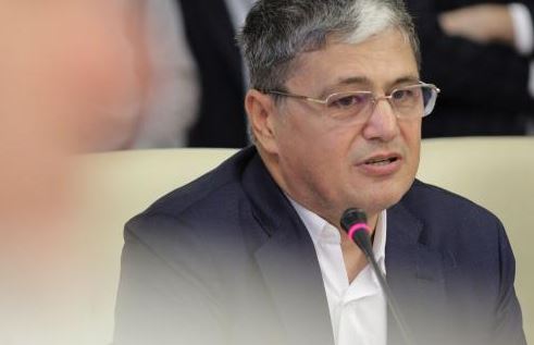 Marcel Boloș dă asigurări că bugetarii și vor primi astăzi salariile, deși angajații Trezoreriilor protestează