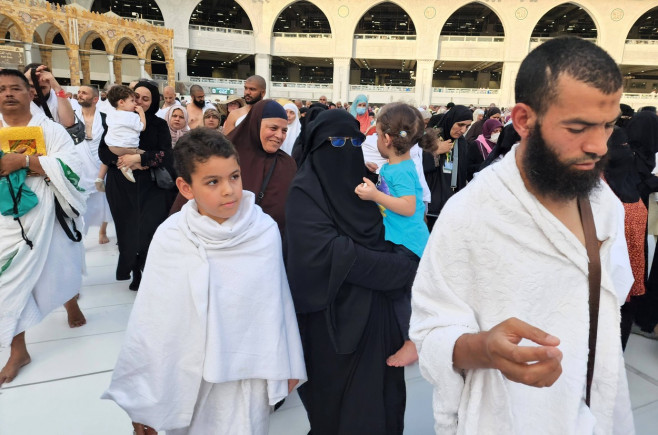 Children of Muslim prospective Hajj pilgrims particibate thier families during annual Hajj pilgrimage