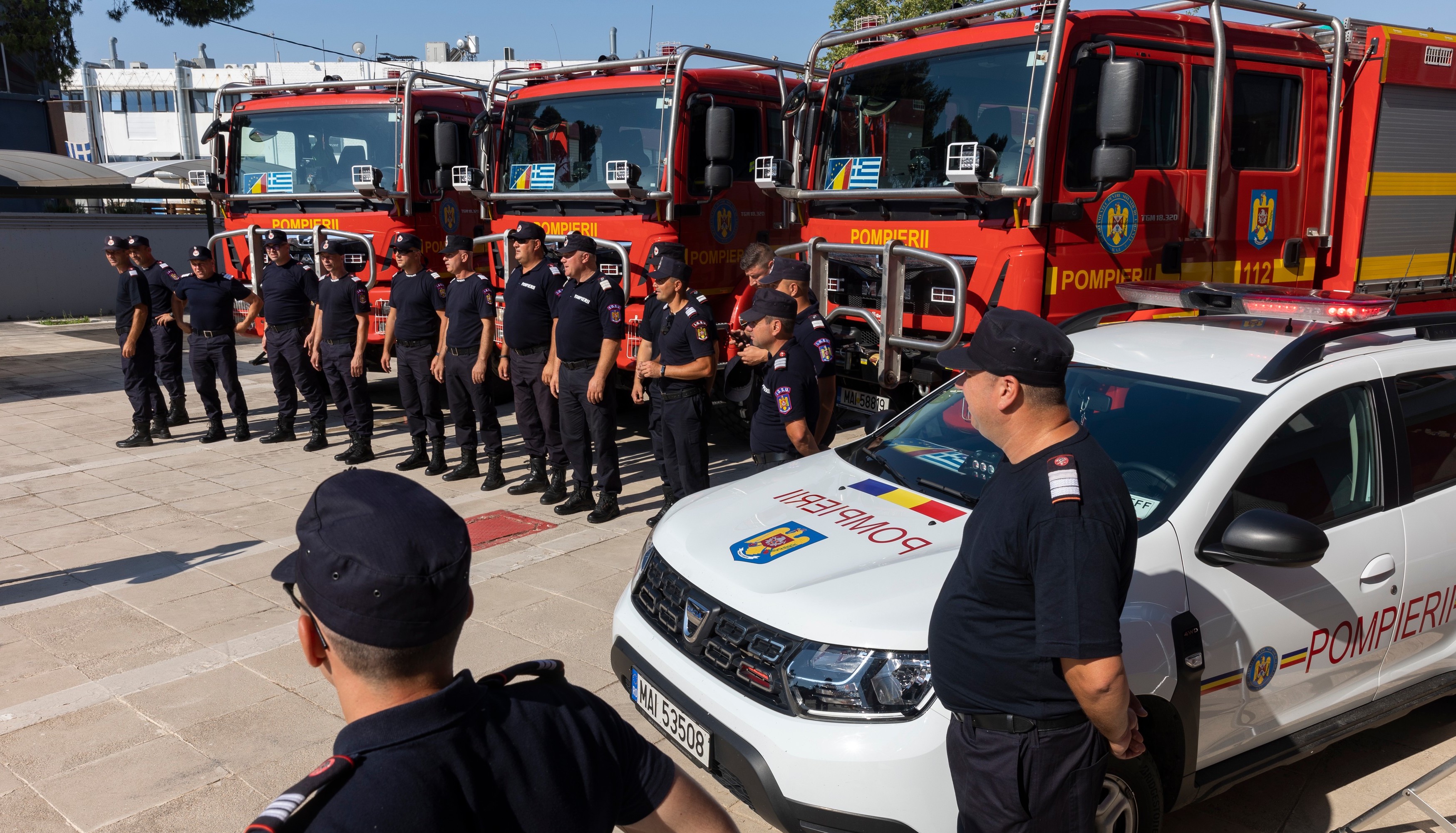 Pompieri români, trimiși din nou în Grecia pentru a stinge incendiile de vegetație. Ei fac parte dintr-o forță de intervenție europeană
