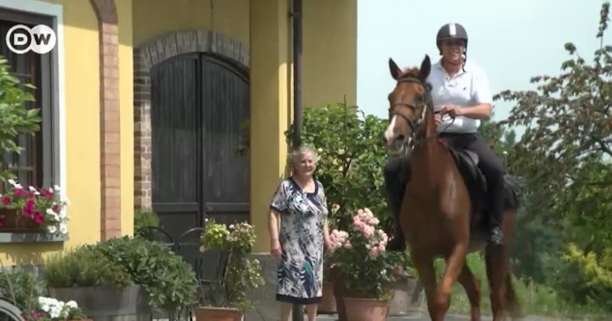 La storia dell’unico medico che visita i suoi pazienti a cavallo.  Si prende cura di 1.500 persone in un’area patrimonio dell’UNESCO
