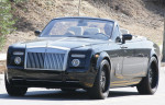 David Beckham takes kids to the school in the Rolls Royce