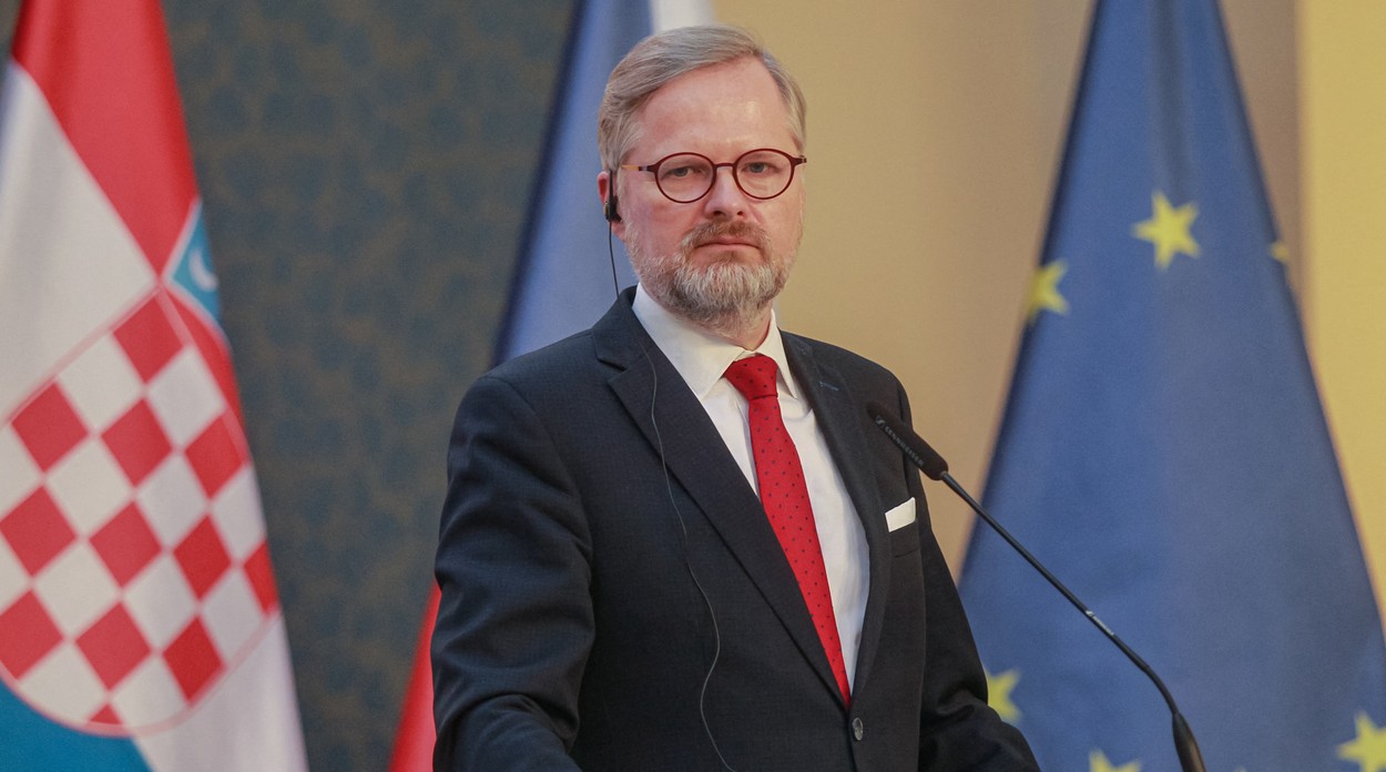 Premierul Cehiei, țară deținătoare a președinției UE, spune că gazul nu va fi inclus pe următoarea listă de sancțiuni împotriva Rusiei