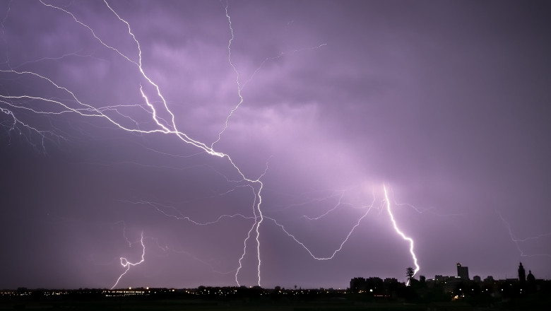 Meteorologii au emis Cod portocaliu de ploi torențiale și vijelii în București și în județul Ilfov