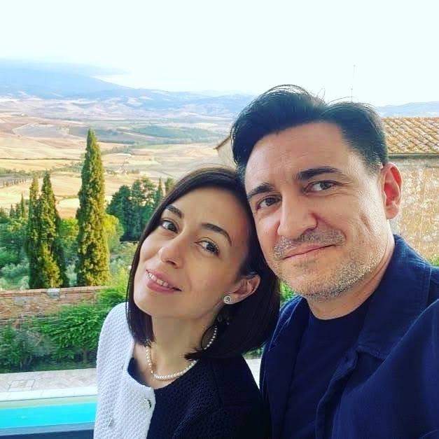 „Scandalul vergeturilor” provocat de George Buhnici. Femeile au luat cu asalt pagina sa. Cum se apără vloggerul