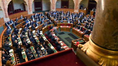 plenul parlamentului de la budapesta