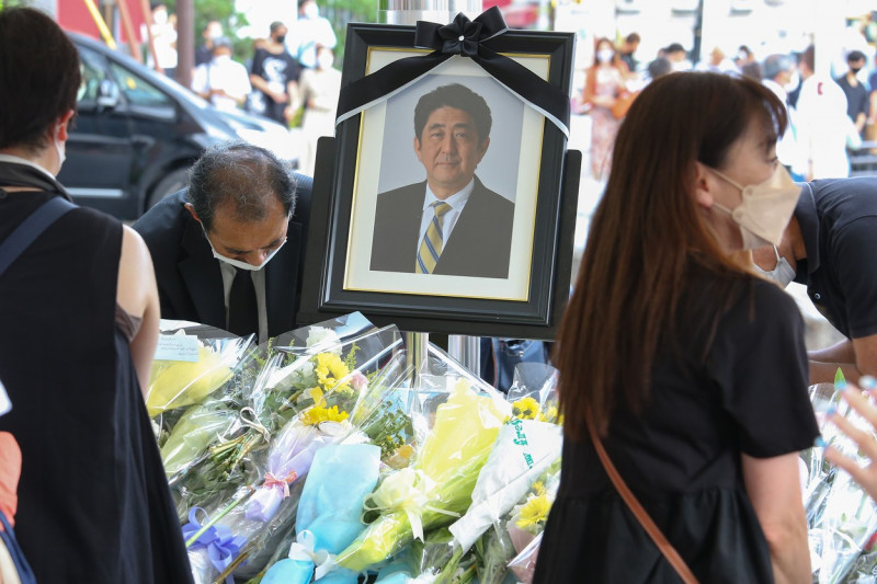 Japan: Prime Minister Gen Abe, died. memorial.